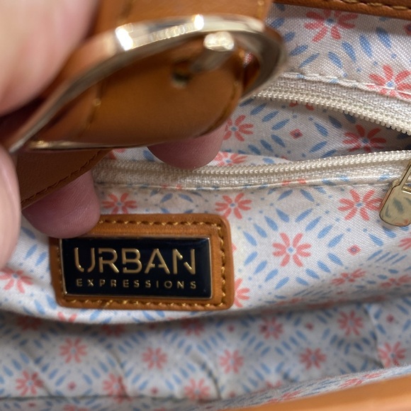 Urban Expression CeCe round basket weave, crossbody purse. Certified Vegan,brown - Picture 6 of 10